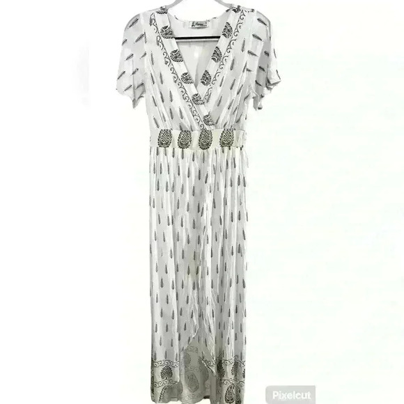 Lapogee Women’s Dress White &. Gold Made in India Size S - Picture 1 of 9